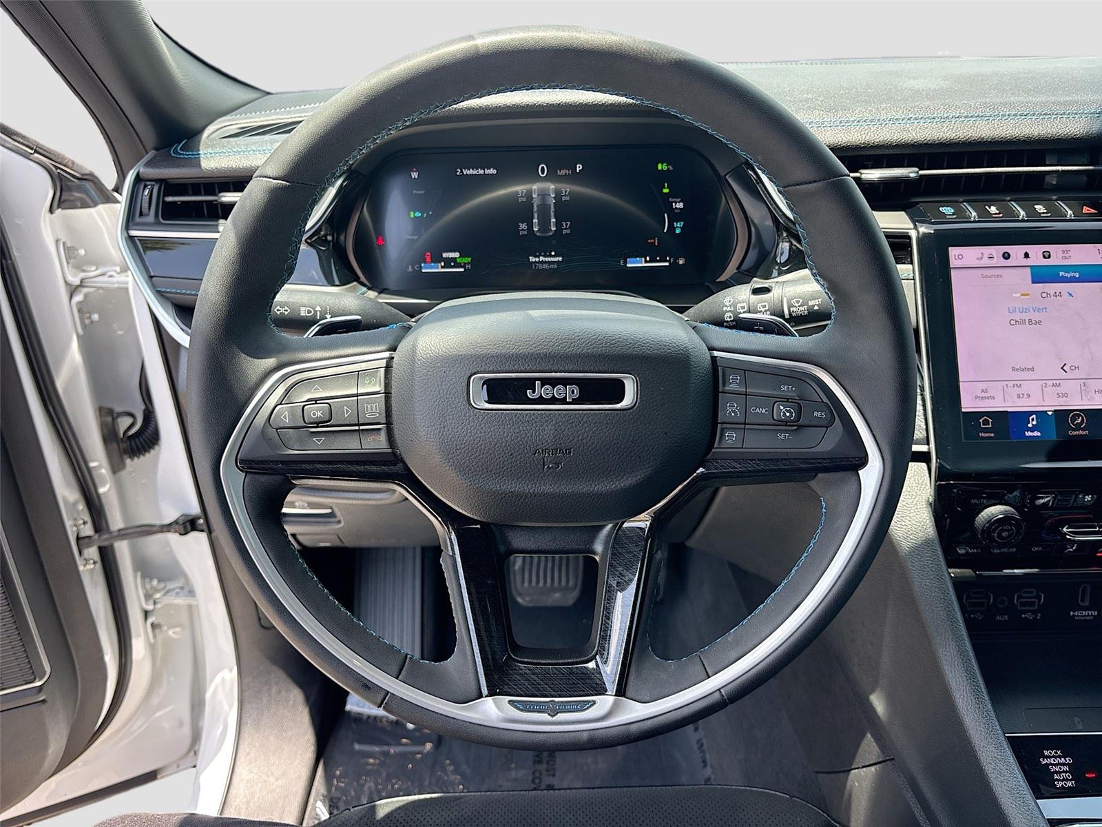 2022JeepGrand Cherokee 4xeTrailhawk