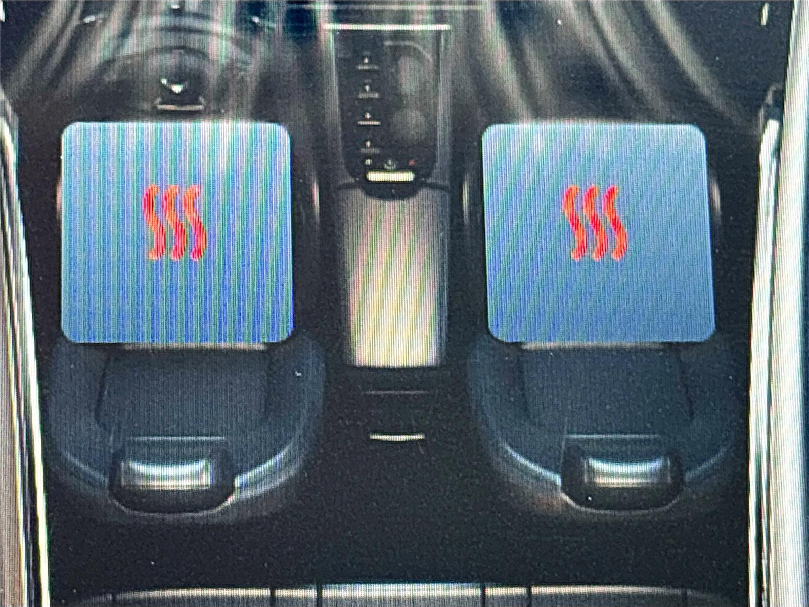 2025 VinFast VF 8 Eco