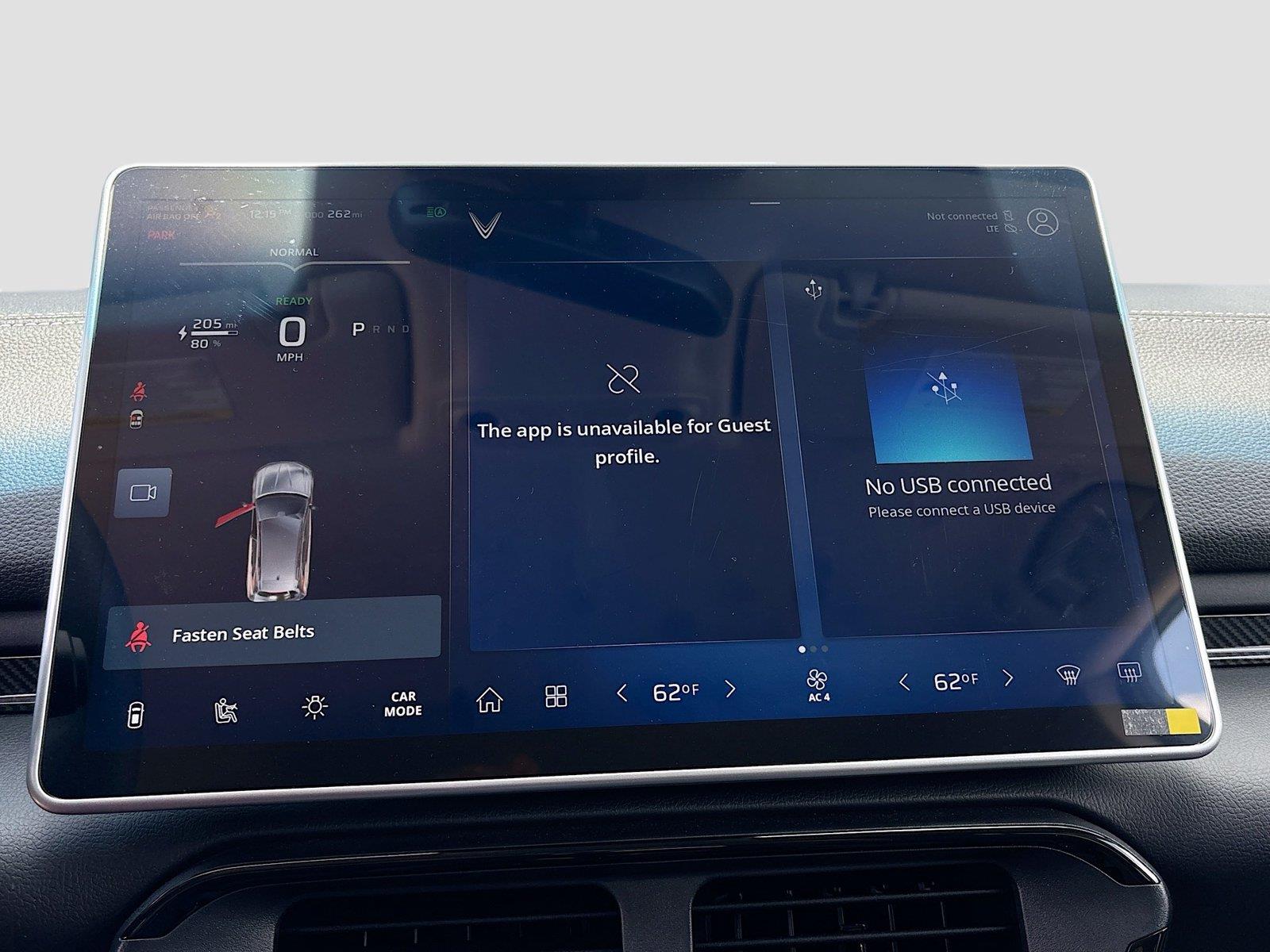2025 VinFast VF 8 Eco