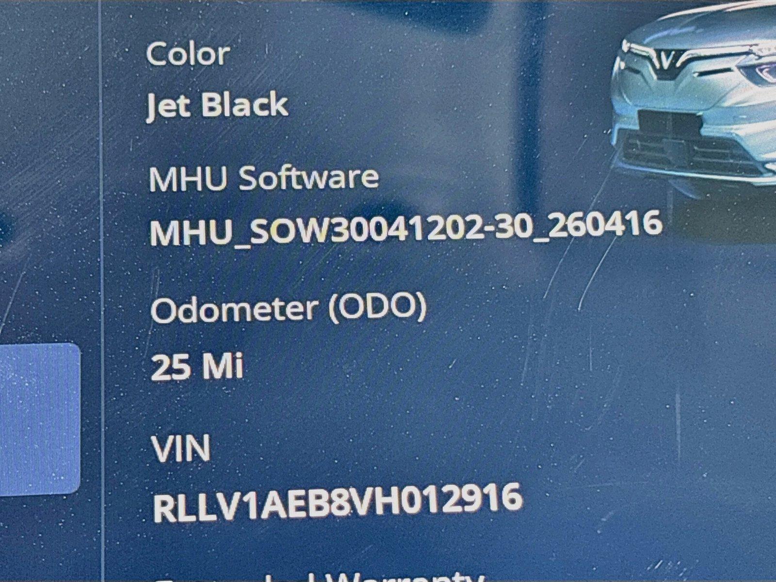2027 VinFast VF 8 Eco