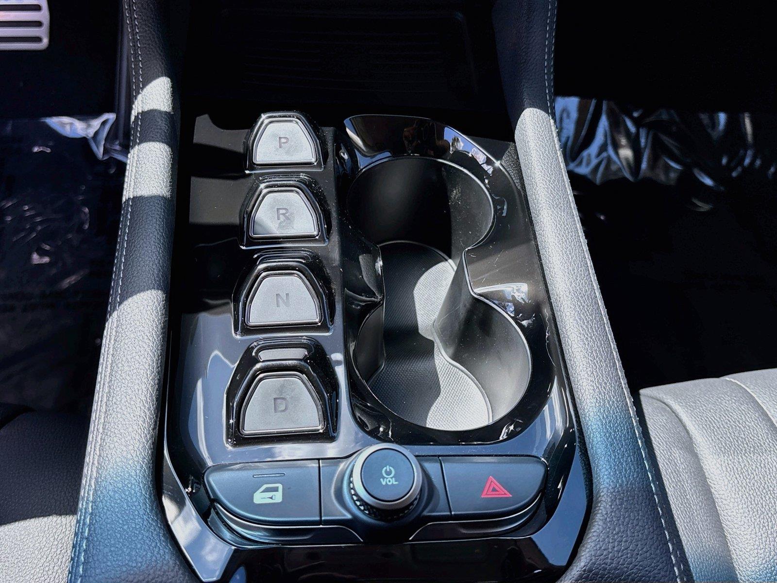 2027 VinFast VF 8 Eco