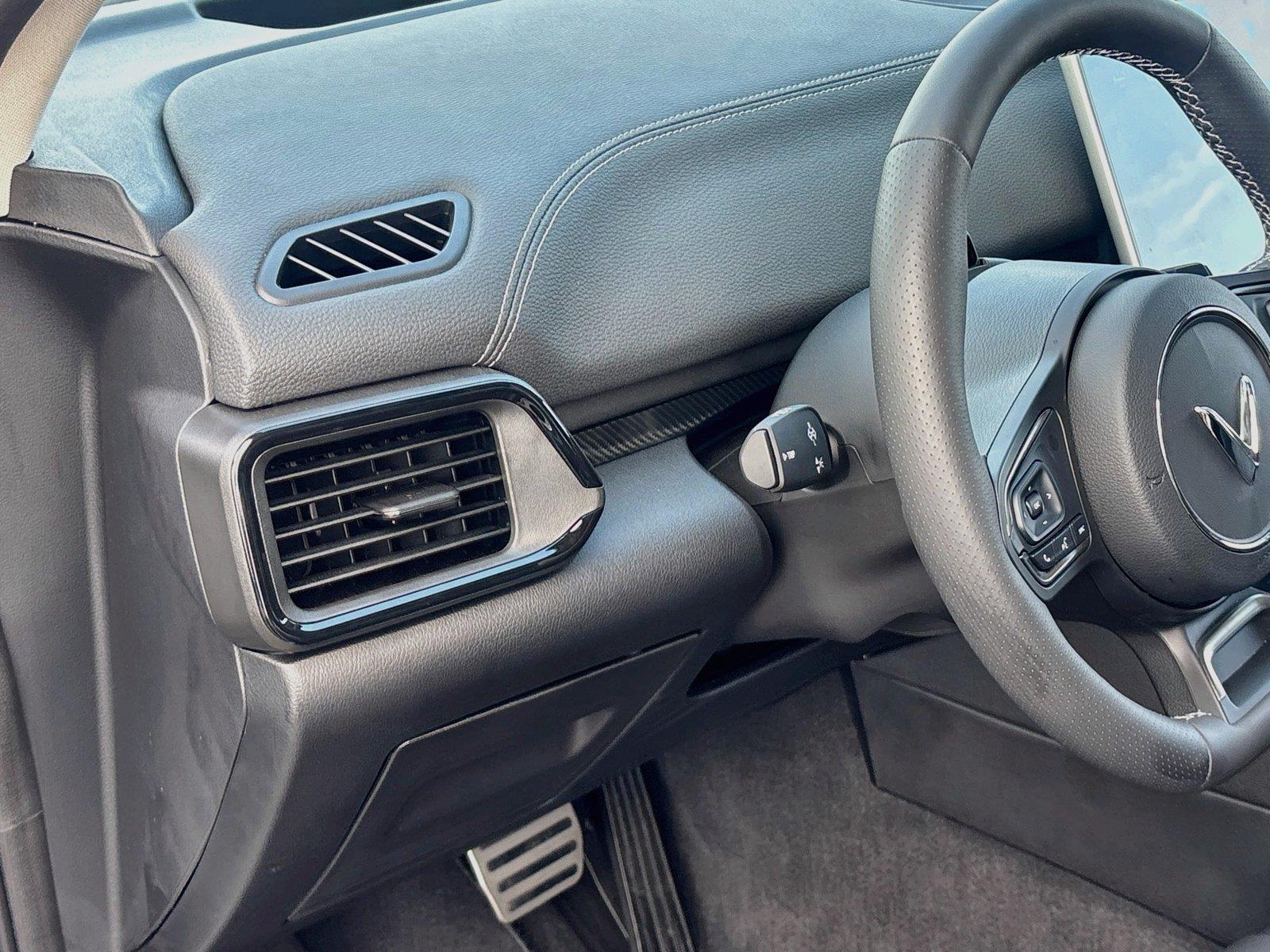 2027 VinFast VF 8 Eco