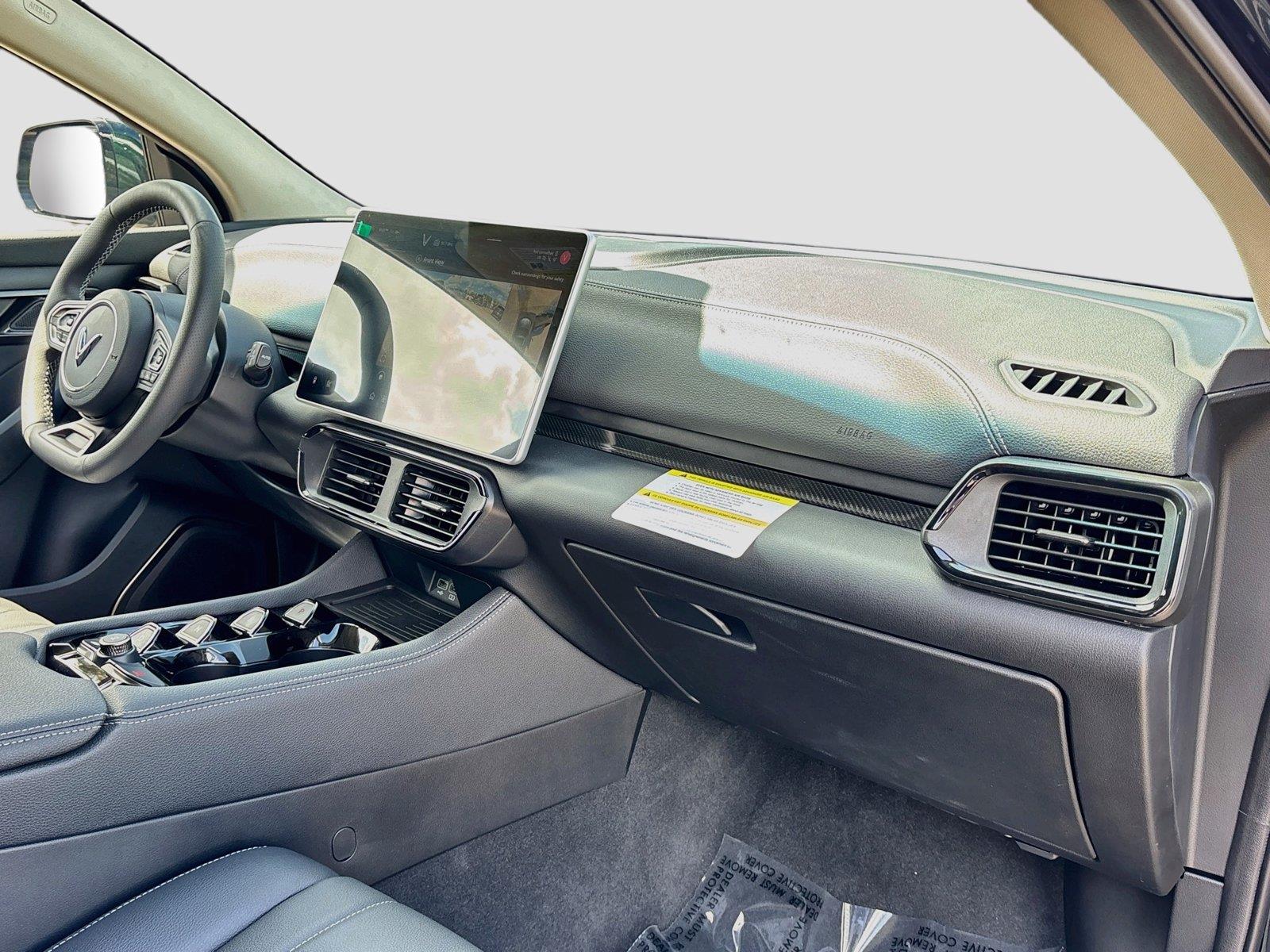 2027 VinFast VF 8 Eco