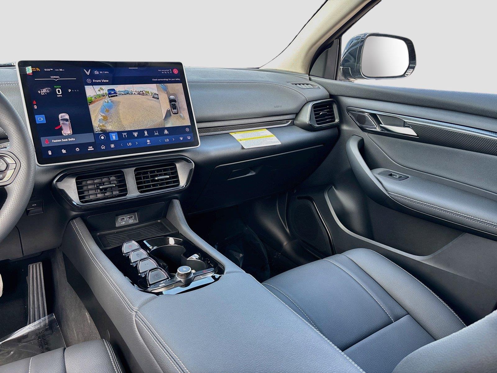 2027 VinFast VF 8 Eco