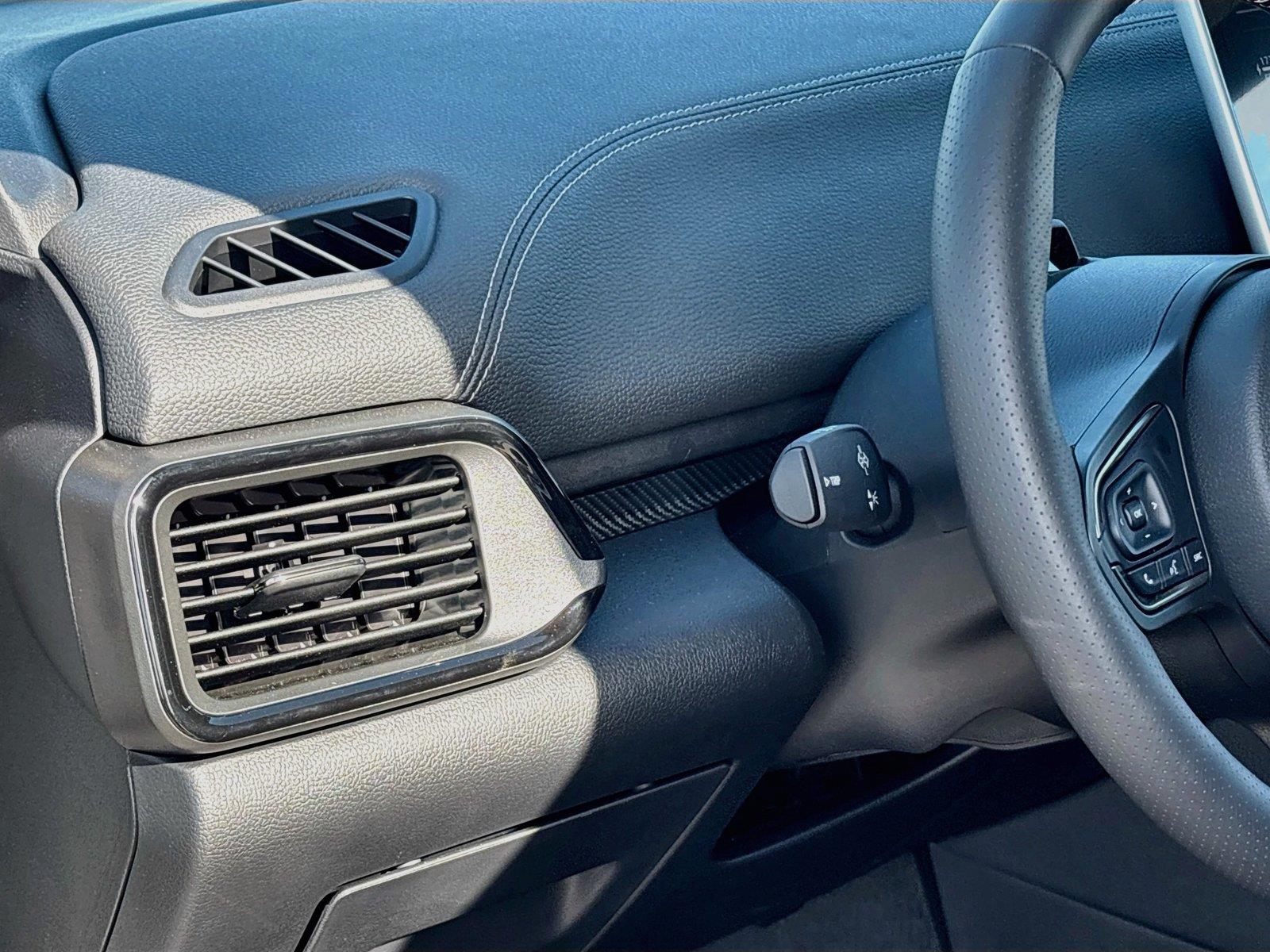 2027 VinFast VF 8 Eco