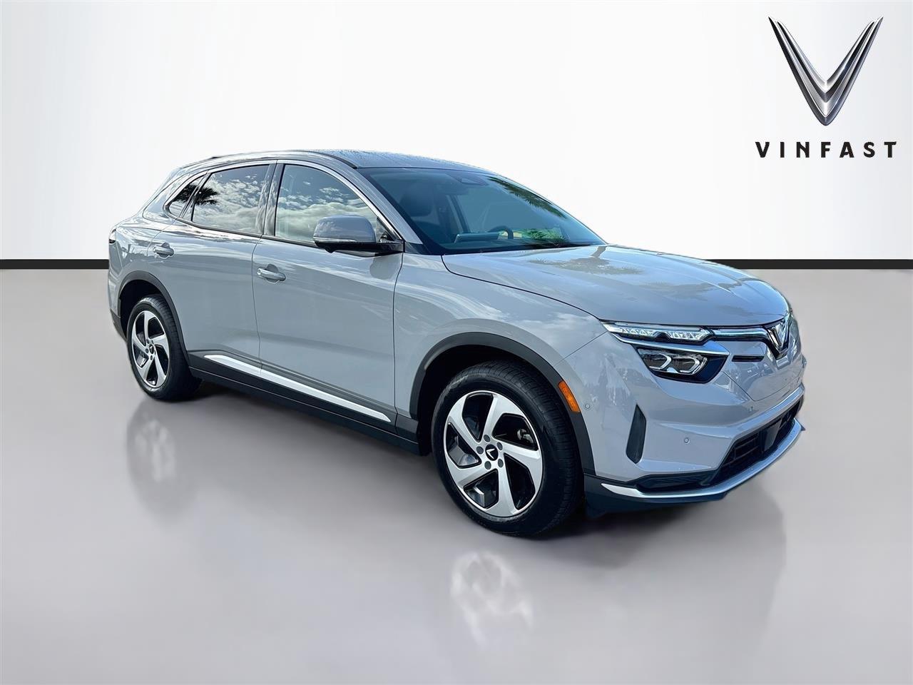 2027 VinFast VF 8 Eco