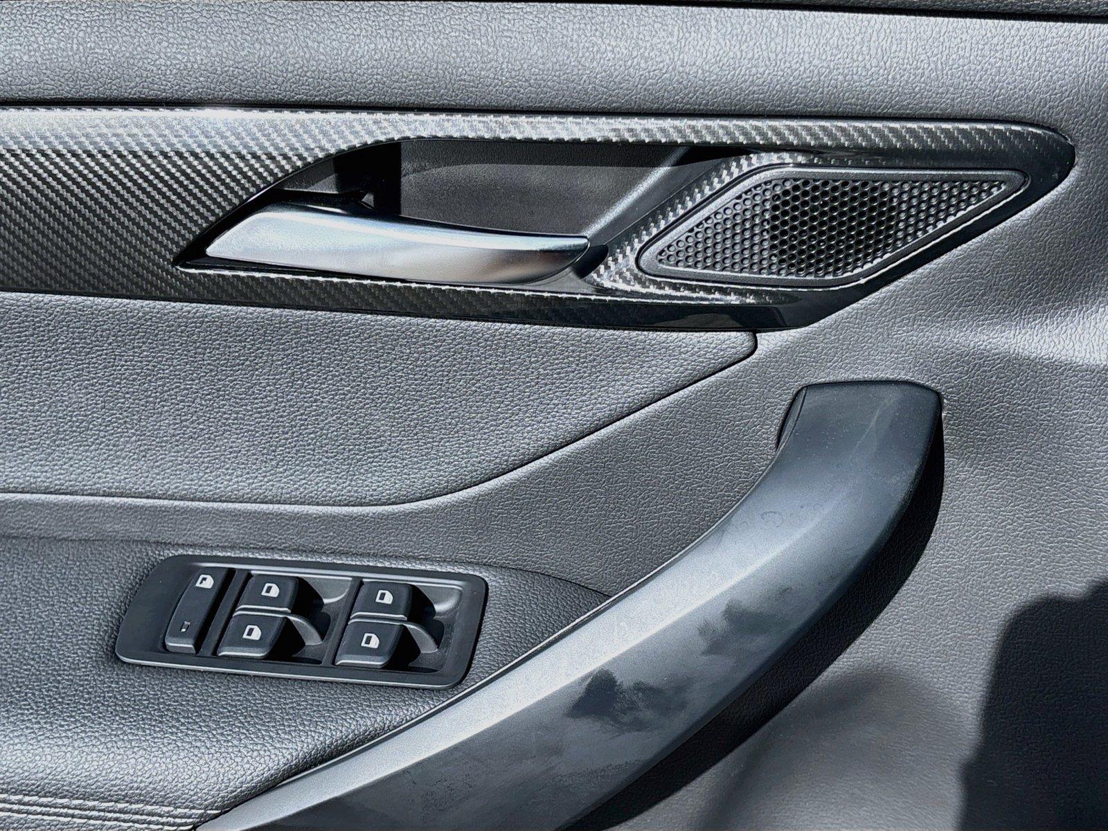 2027 VinFast VF 8 Eco