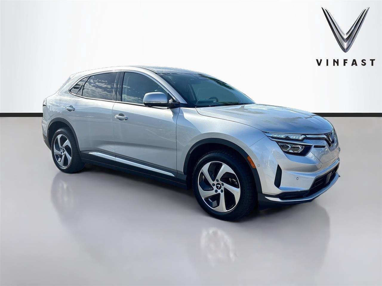 2027 VinFast VF 8 Eco