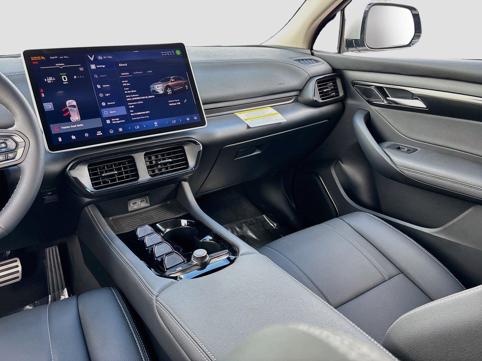 2027 VinFast VF 8 Eco