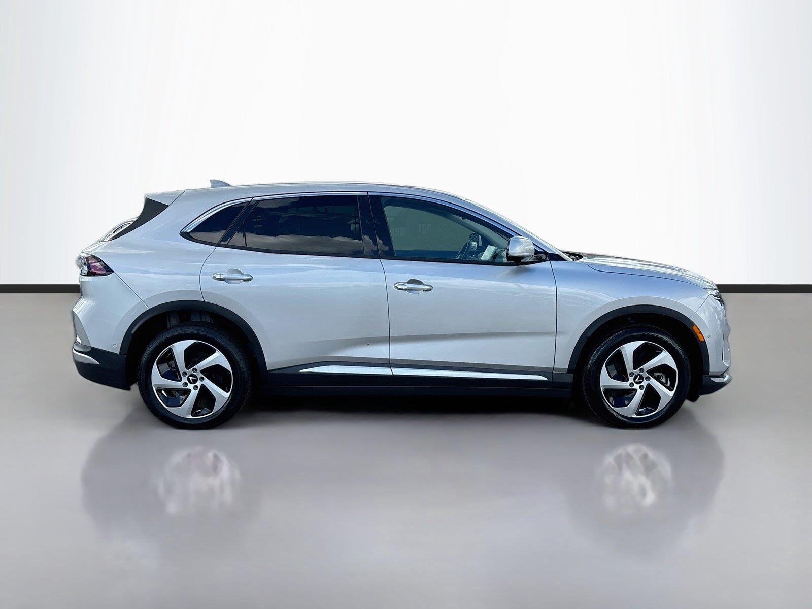 2027 VinFast VF 8 Eco