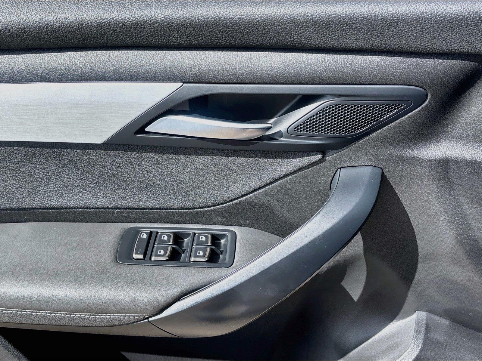 2024VinFastVF 8Plus