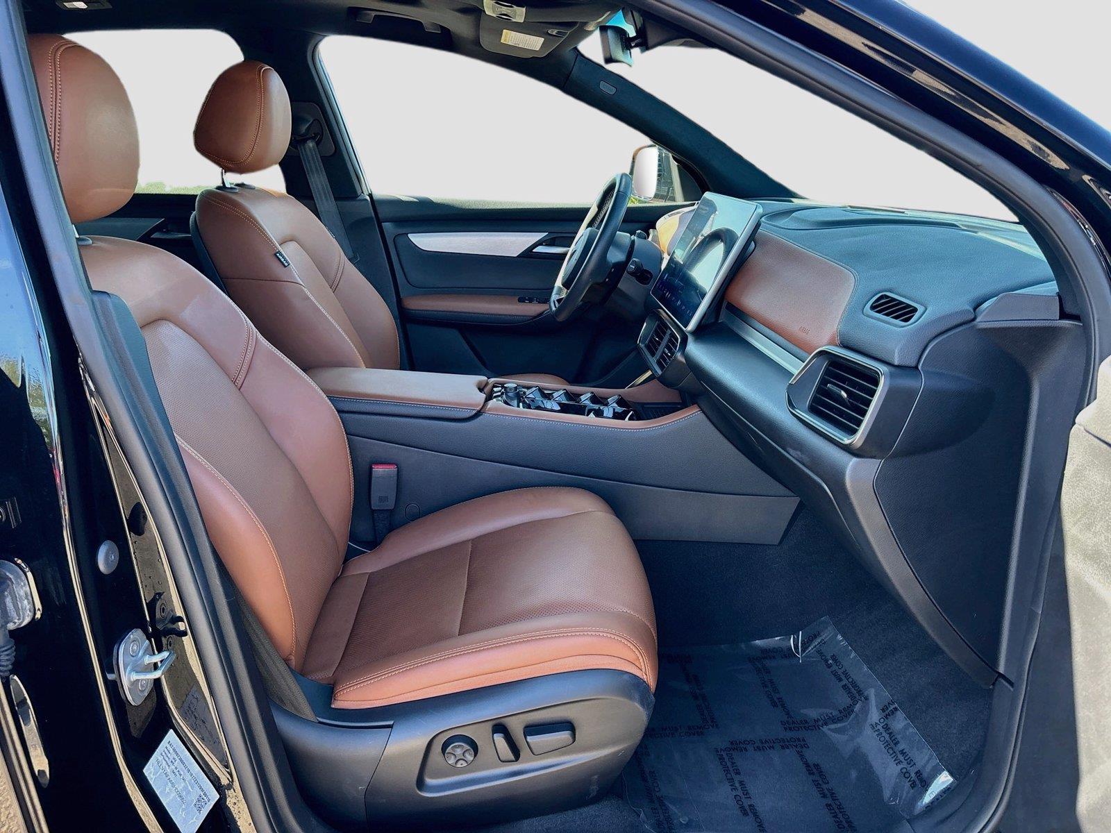 2025VinFastVF 8Plus