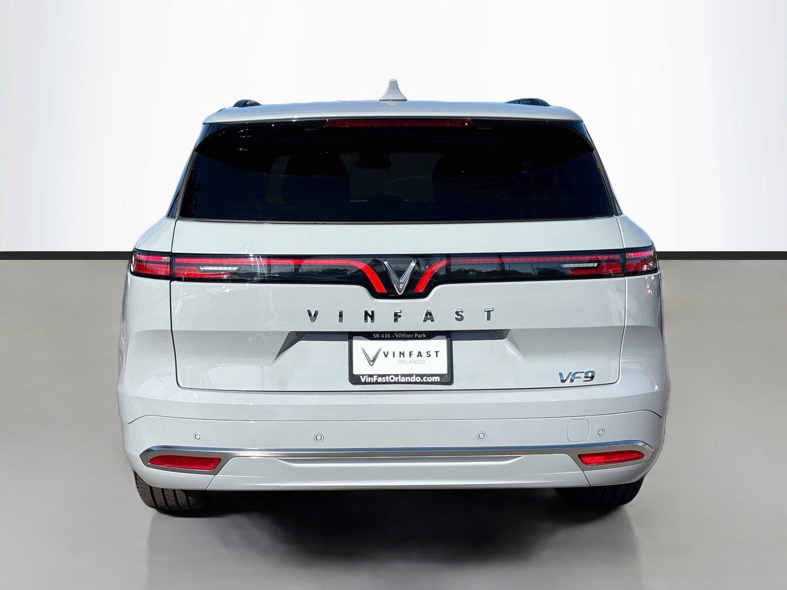 2027 VinFast VF 9 Plus