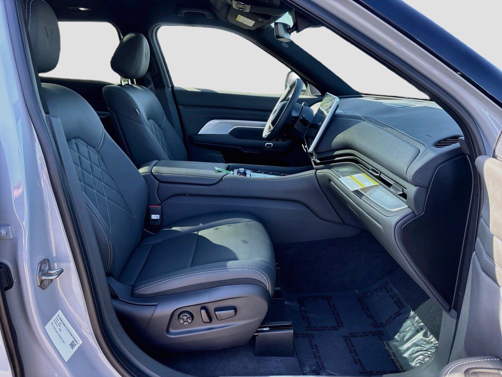 2027 VinFast VF 9 Plus