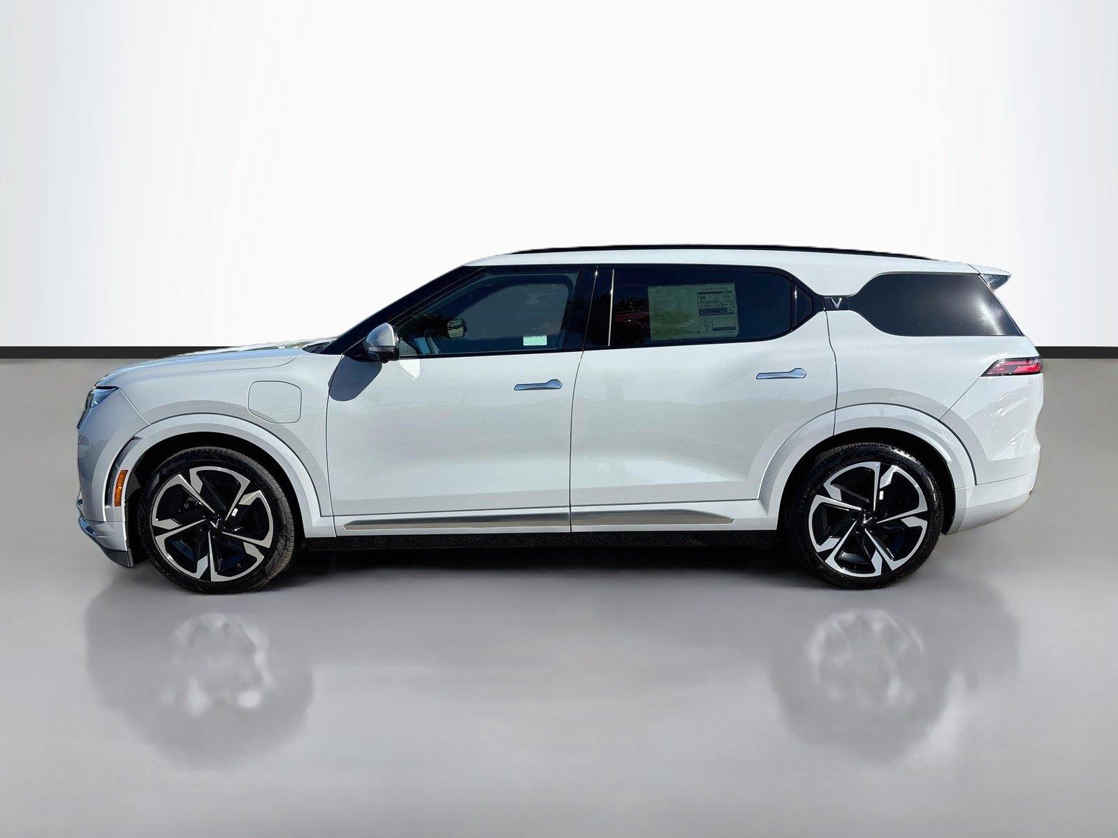 2027 VinFast VF 9 Plus