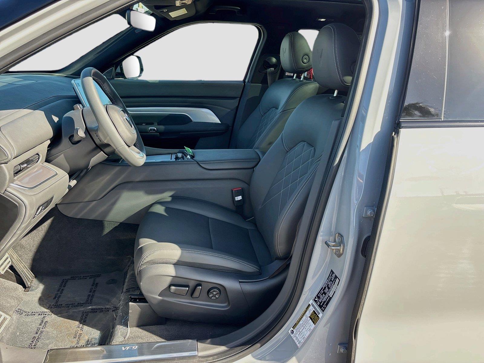 2027 VinFast VF 9 Plus