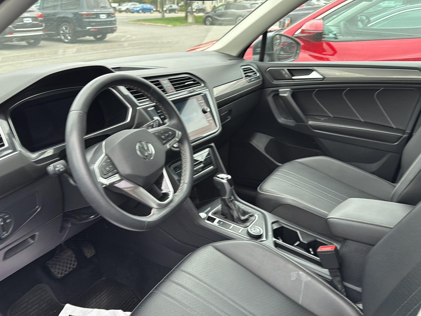 2022 Volkswagen Tiguan SE photo 4