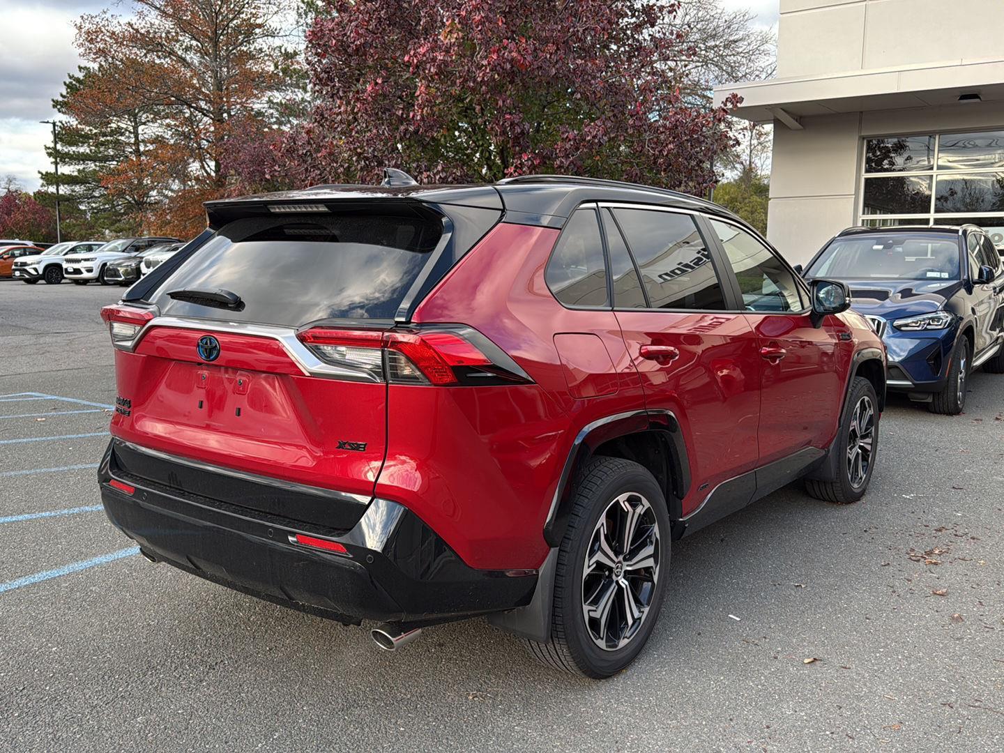 2024 Toyota RAV4 Prime XSE Premium photo 3