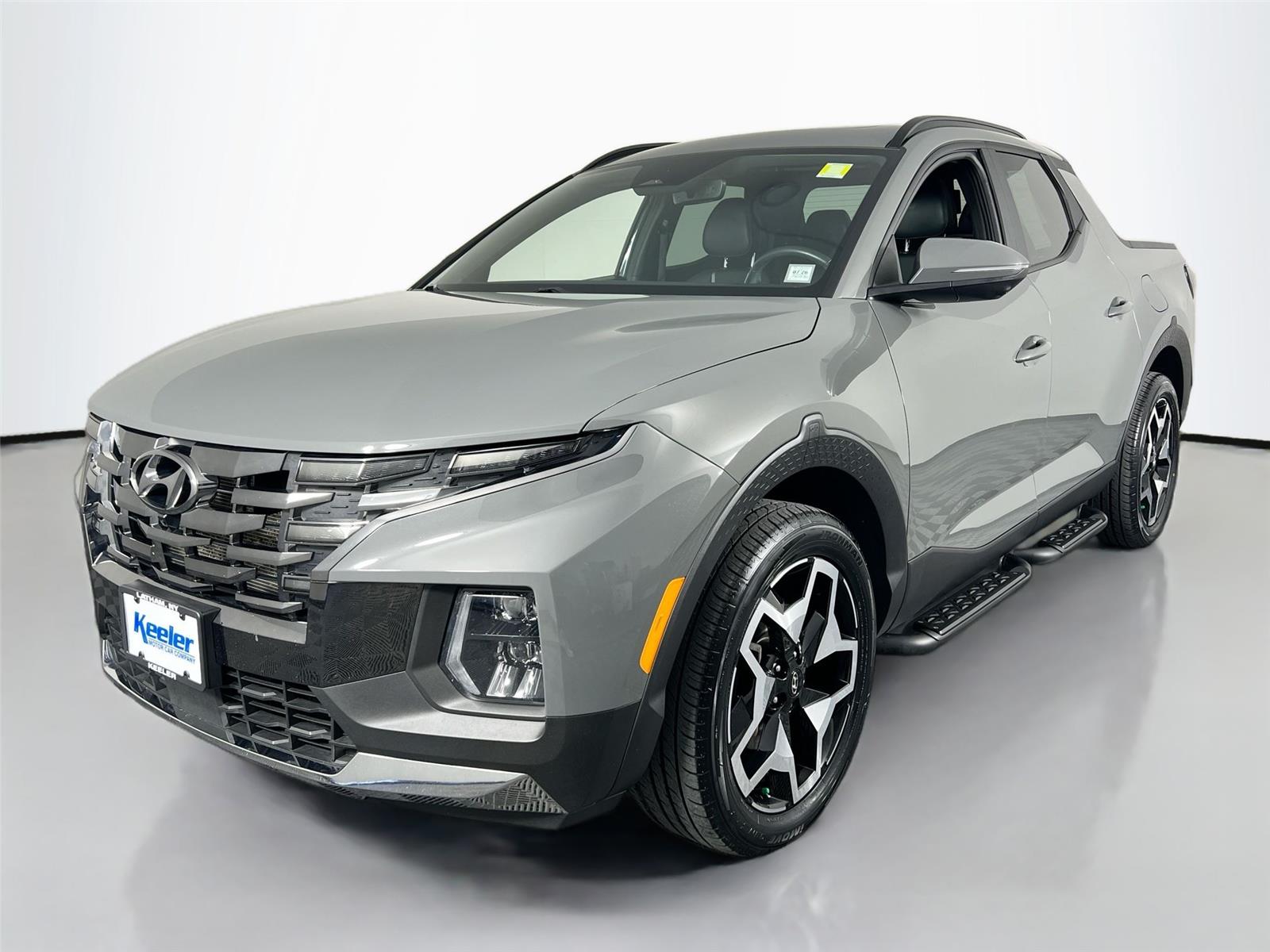 2023 Hyundai Santa Cruz Limited photo 2