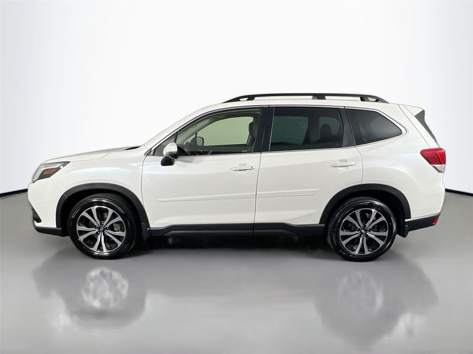 2023 Subaru Forester Limited photo 2