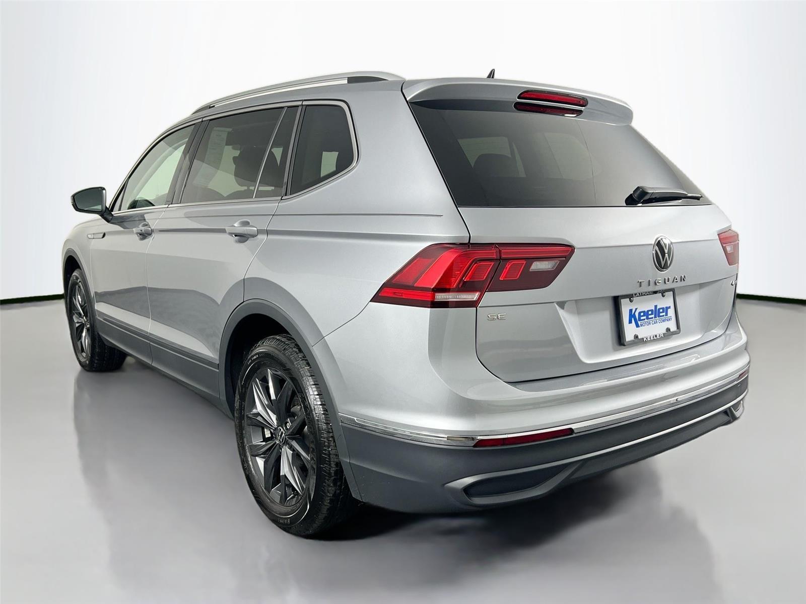 2024 Volkswagen Tiguan SE Wolfsburg Edition photo 3