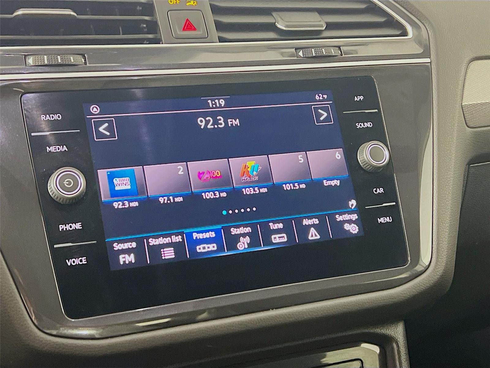 2024 Volkswagen Tiguan SE Wolfsburg Edition photo 11