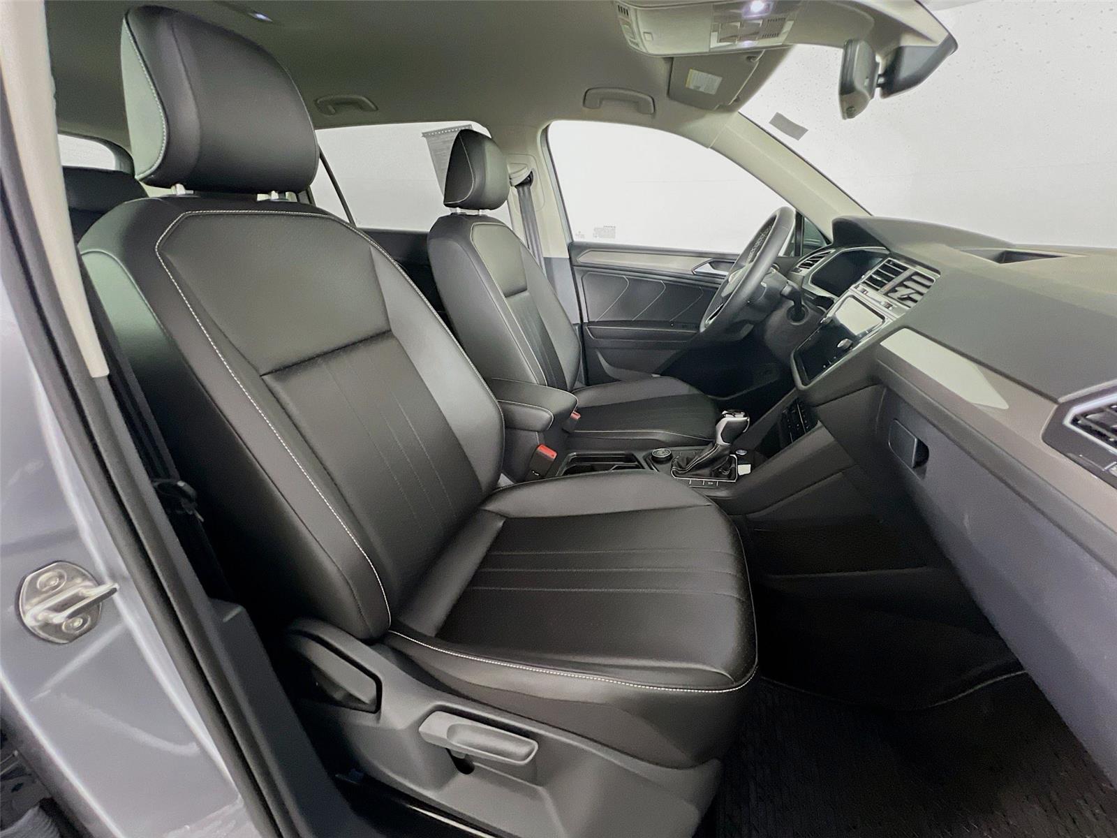 2024 Volkswagen Tiguan SE Wolfsburg Edition photo 22