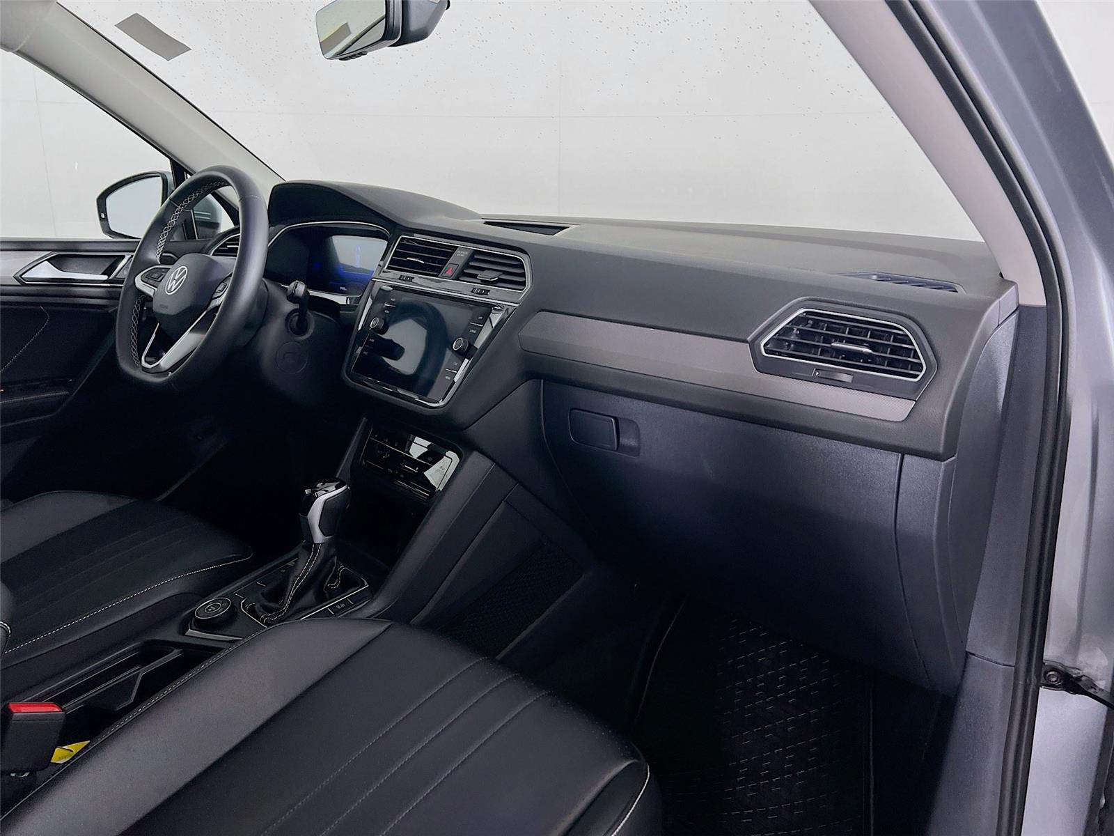 2024 Volkswagen Tiguan SE Wolfsburg Edition photo 23