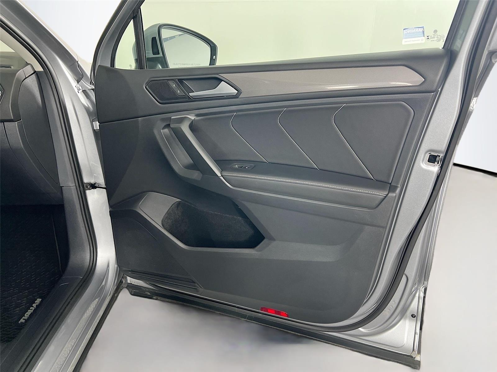 2024 Volkswagen Tiguan SE Wolfsburg Edition photo 24