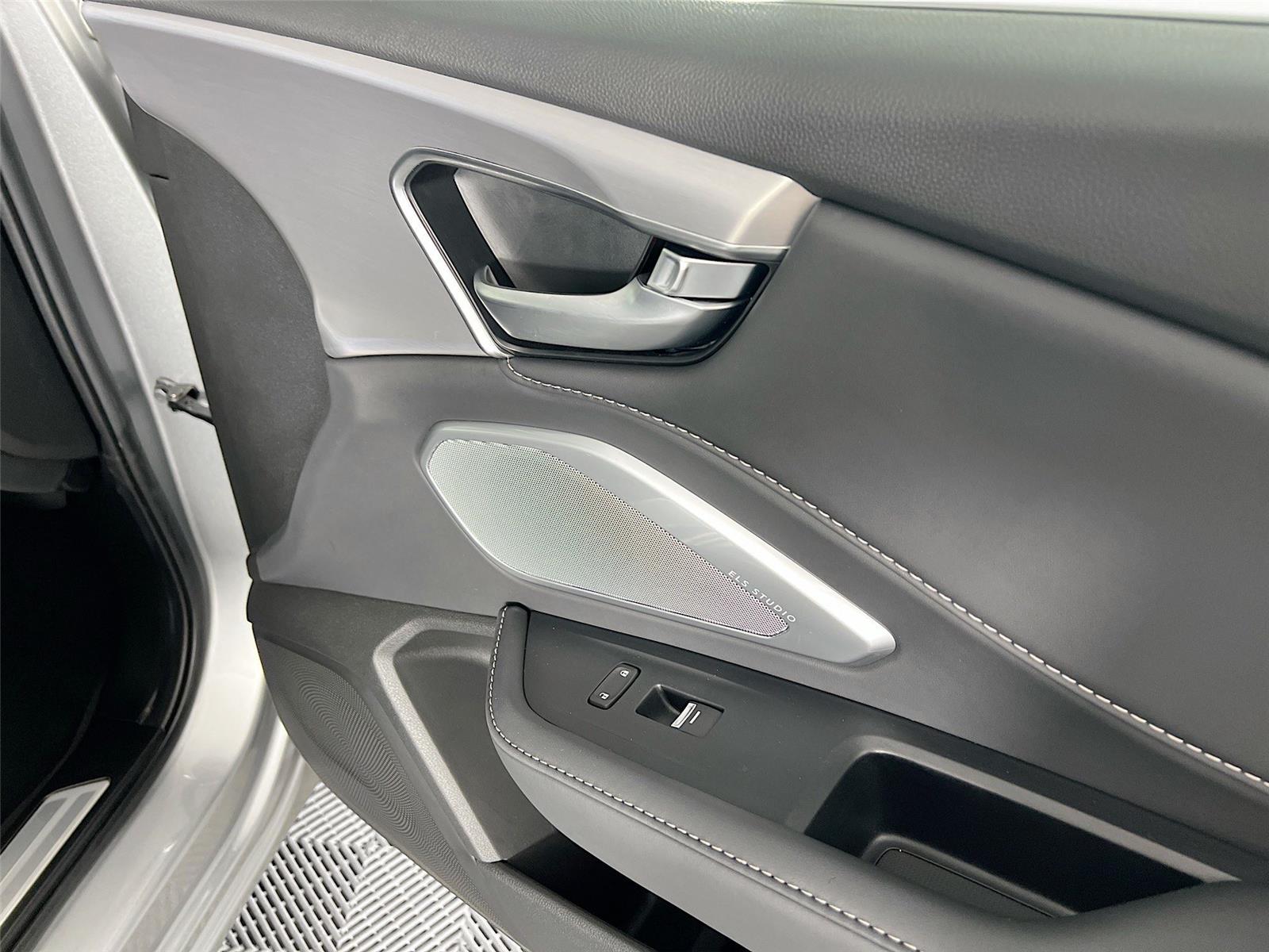 2025 Acura RDX Technology photo 32