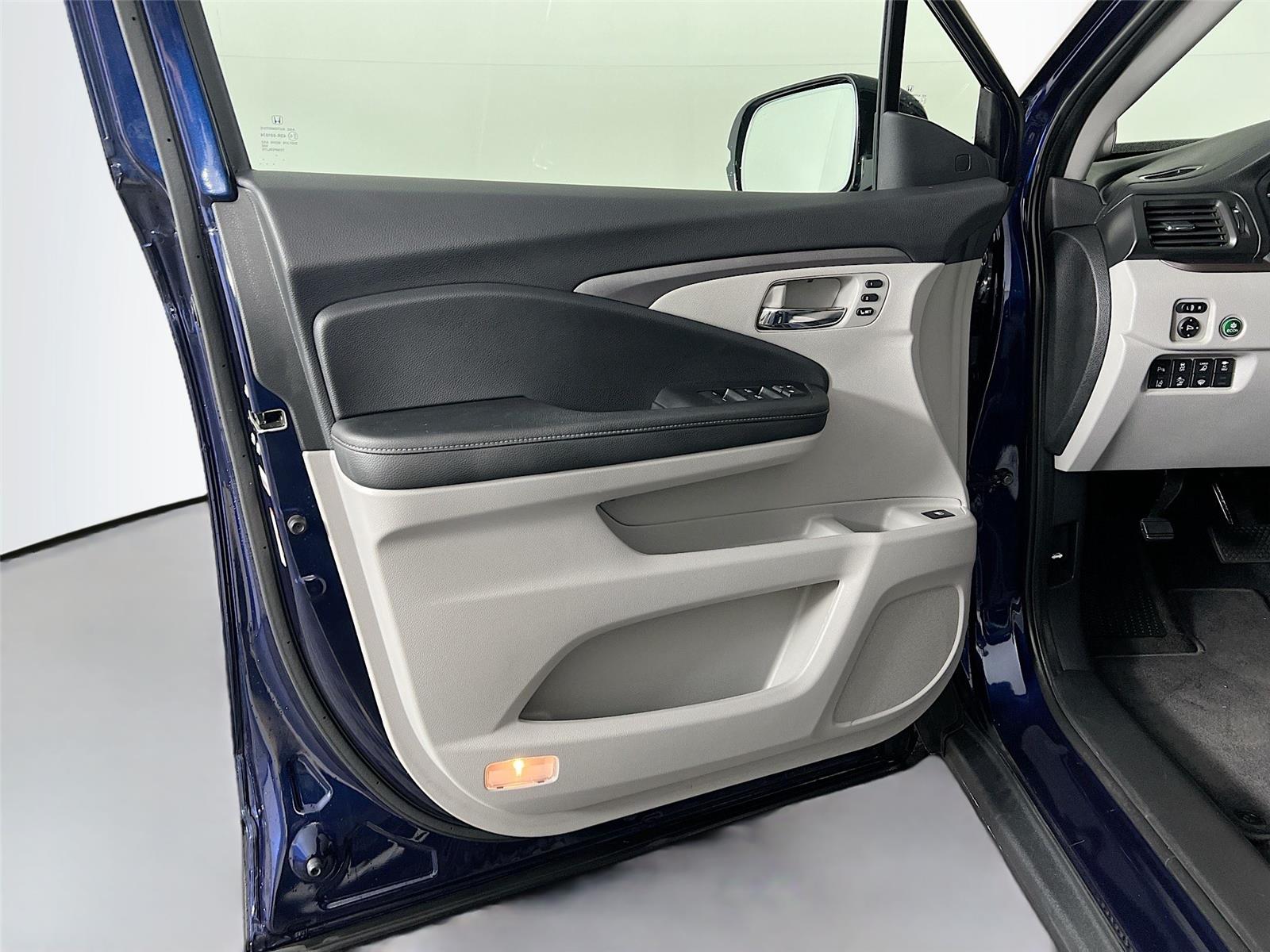 2023 Honda Ridgeline RTL-E photo 18