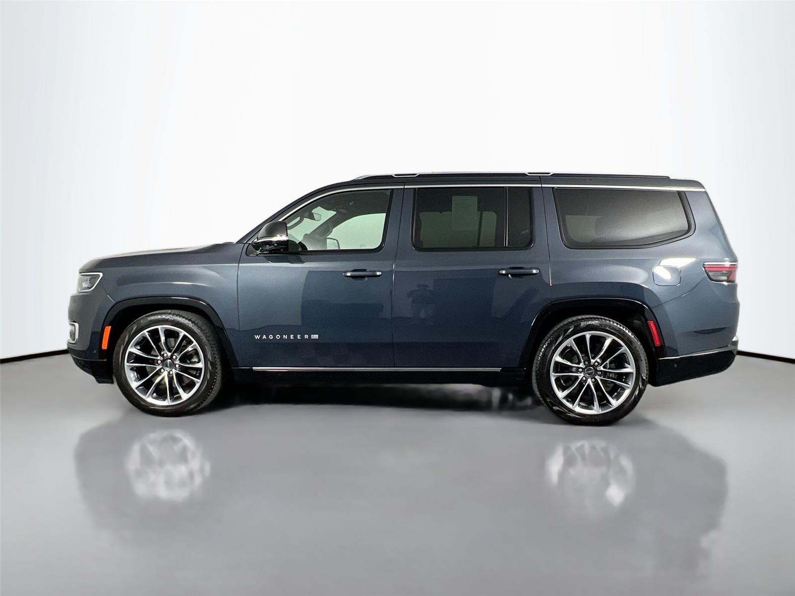 2023 Jeep Wagoneer Series III photo 3