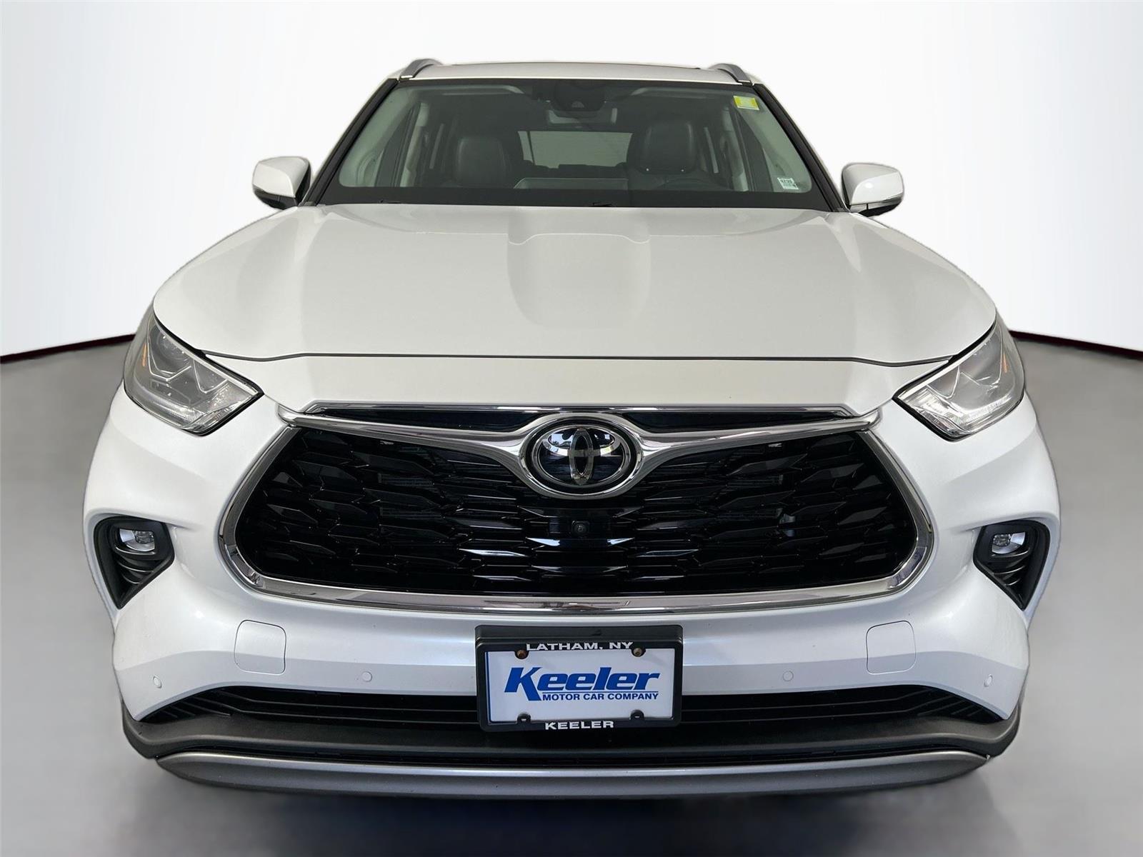 2022 Toyota Highlander Platinum photo 4