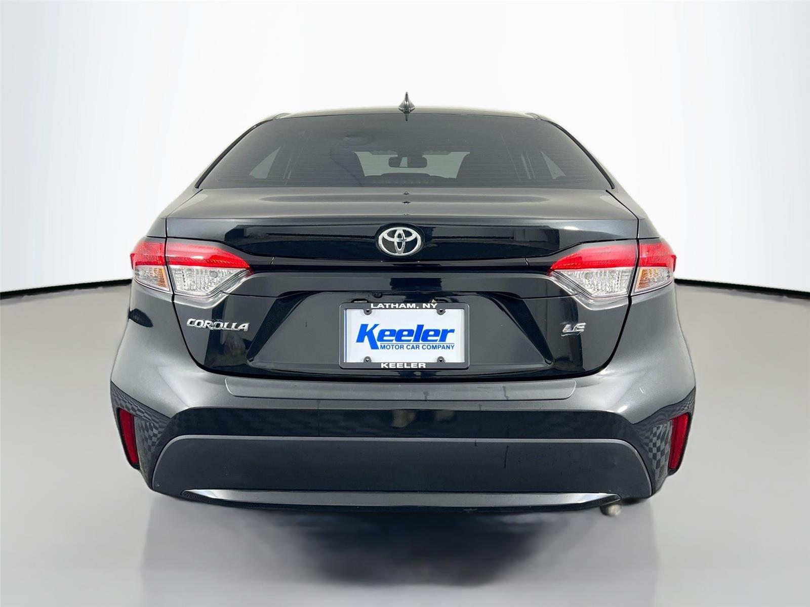 2022 Toyota Corolla LE photo 4