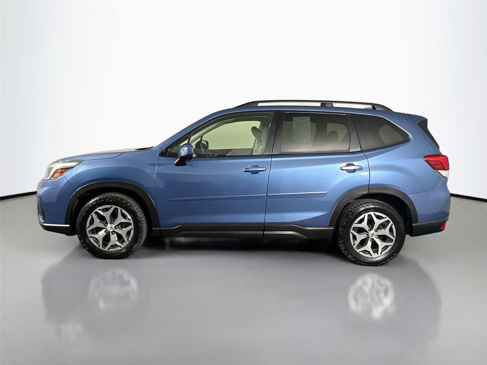 2019 Subaru Forester Premium photo 3