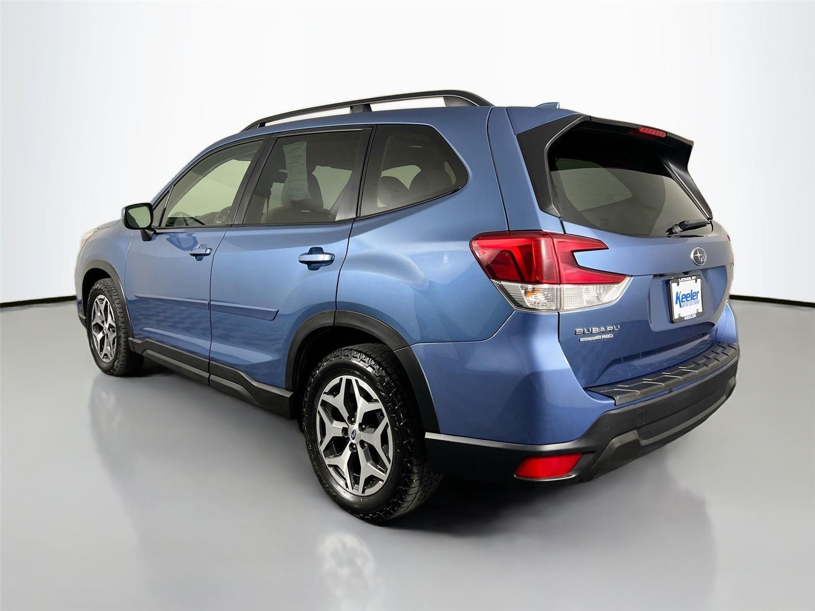 2019 Subaru Forester Premium photo 4