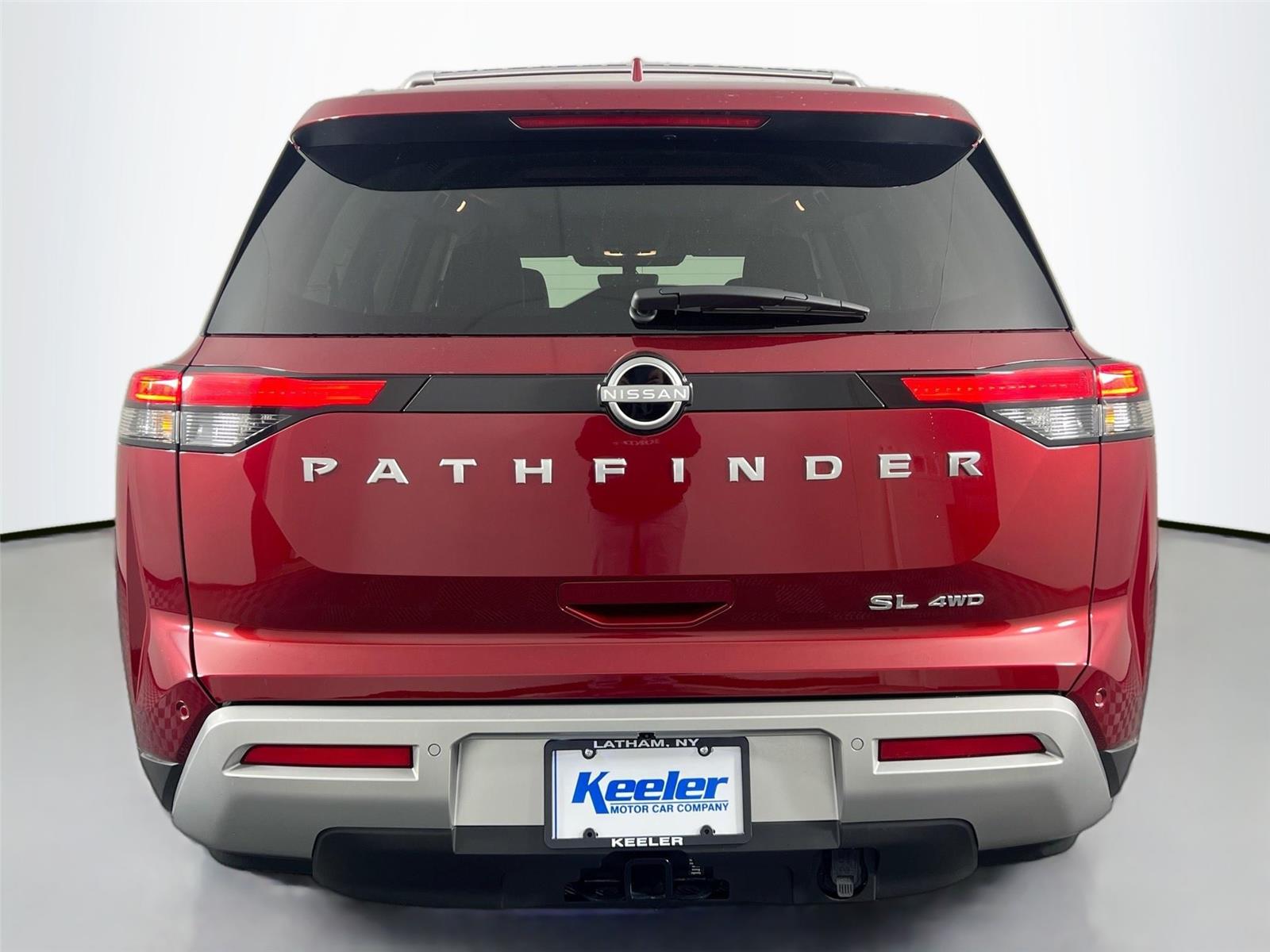 2025 Nissan Pathfinder SL photo 4