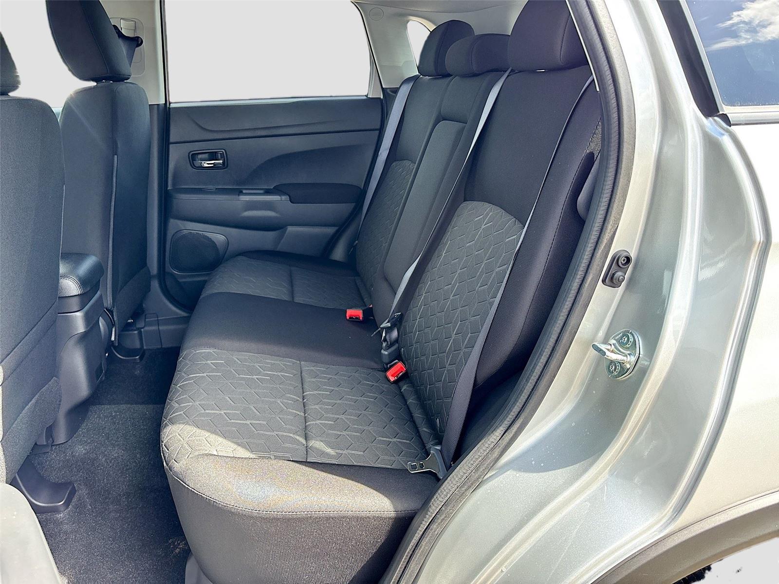 2026 Mitsubishi Outlander Sport ES