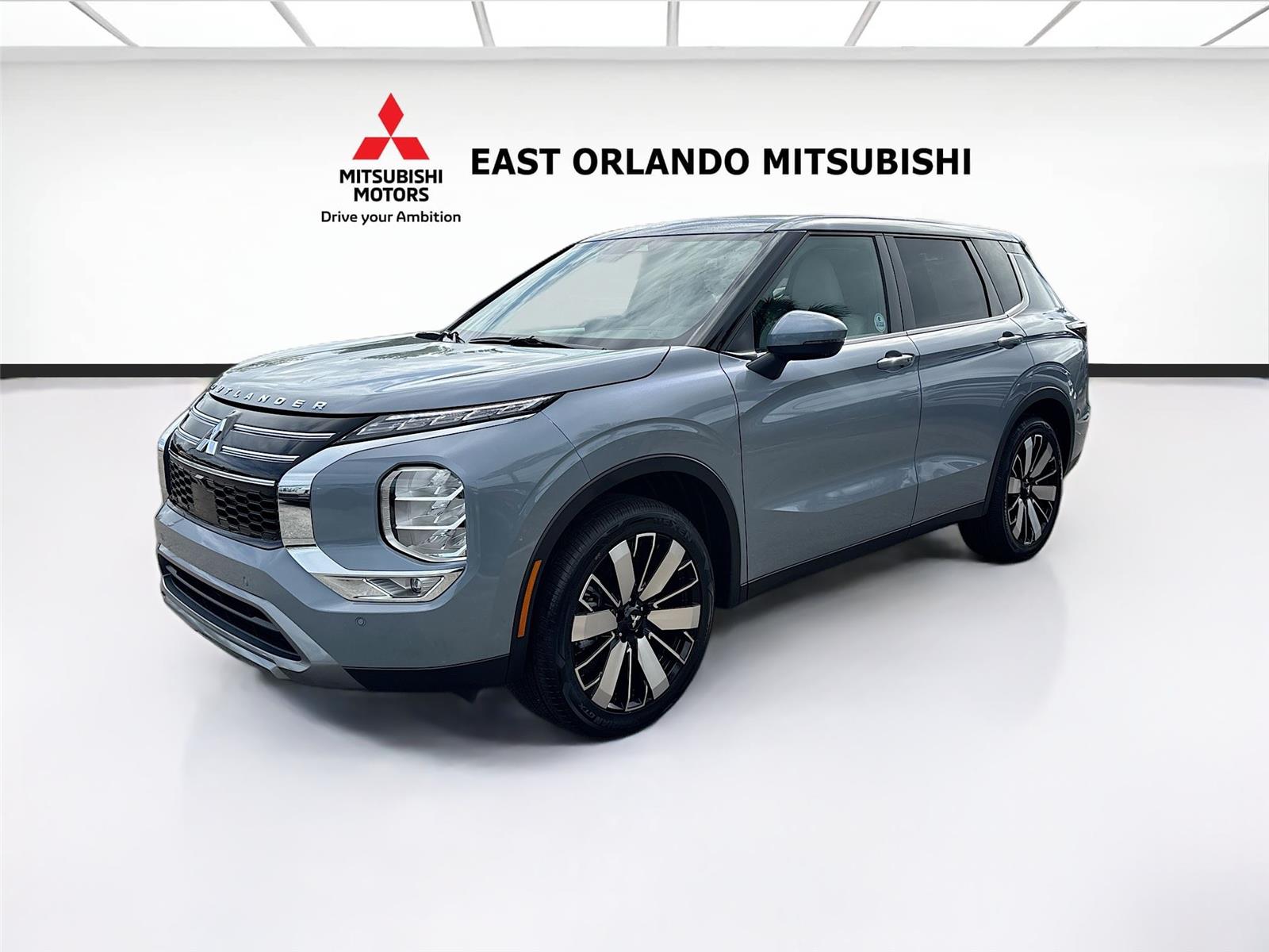 2026 Mitsubishi Outlander SE