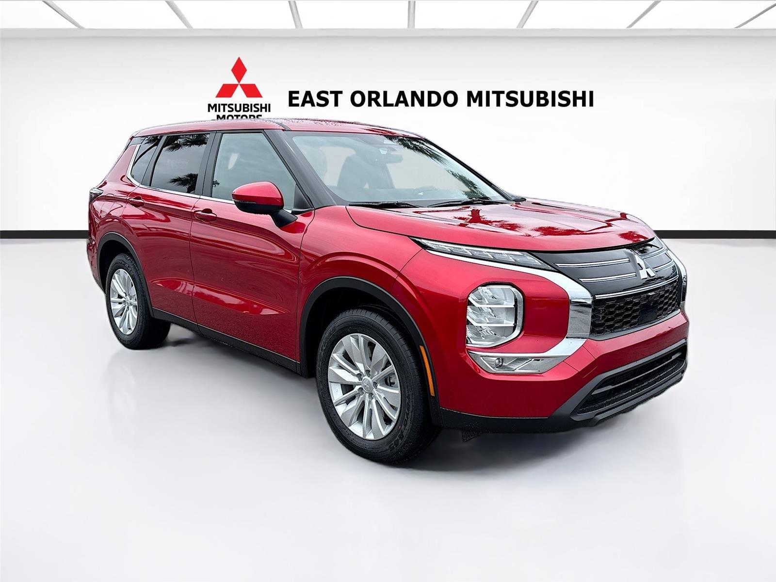 2026 Mitsubishi Outlander ES FWD's photo