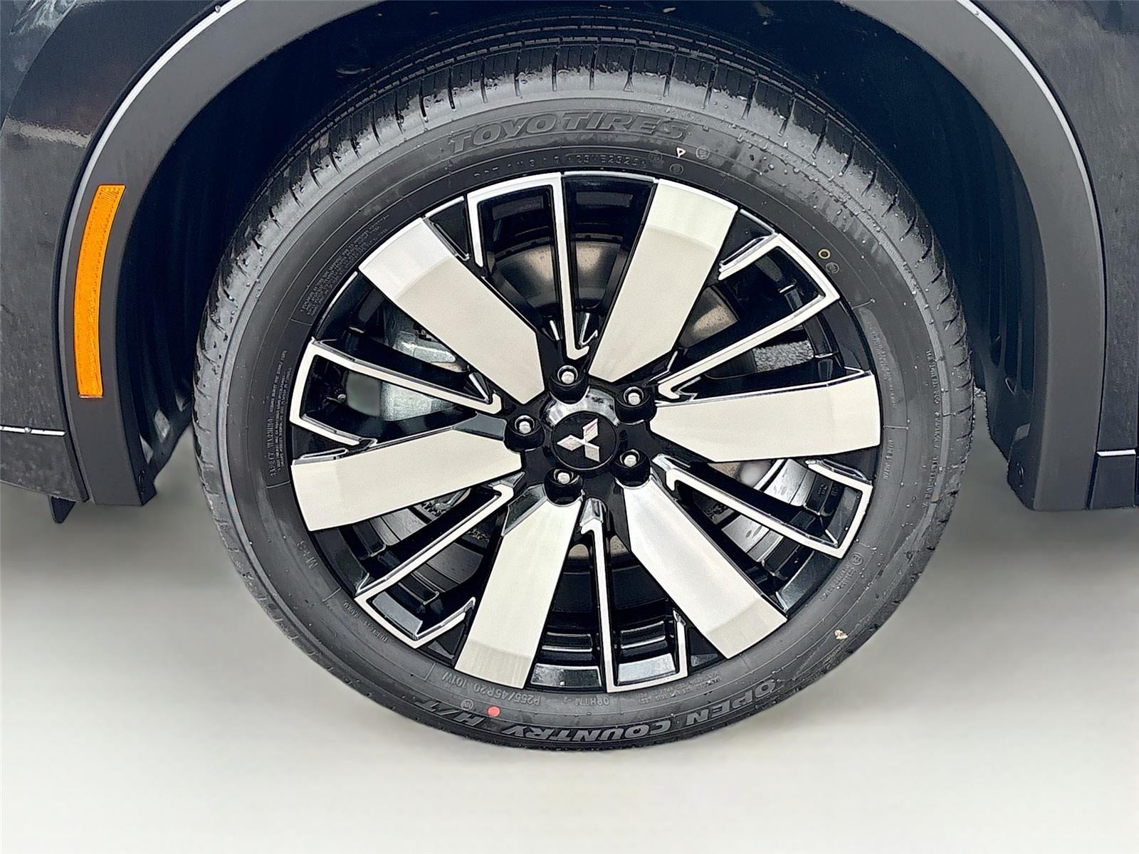 2026 Mitsubishi Outlander SEL