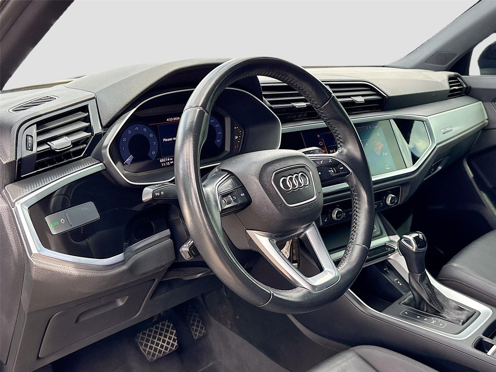2019 Audi Q3 Premium