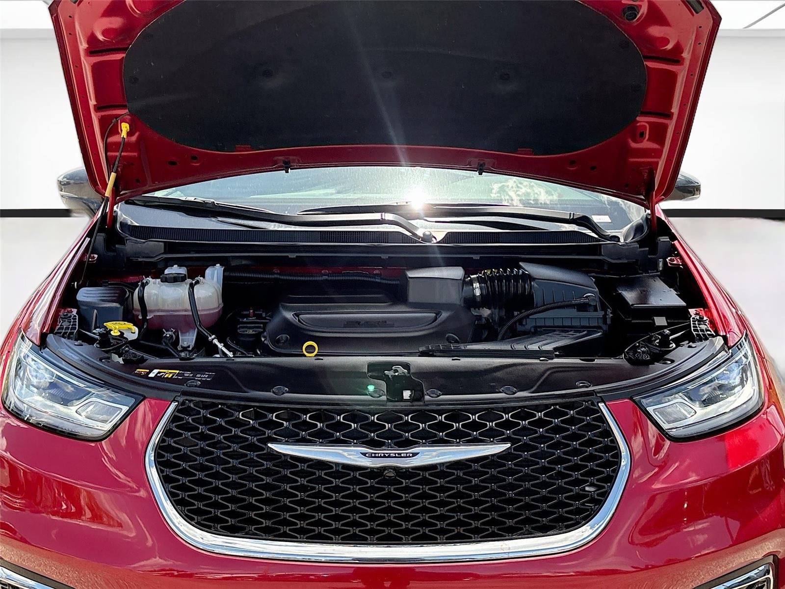 2025 Chrysler Pacifica Select