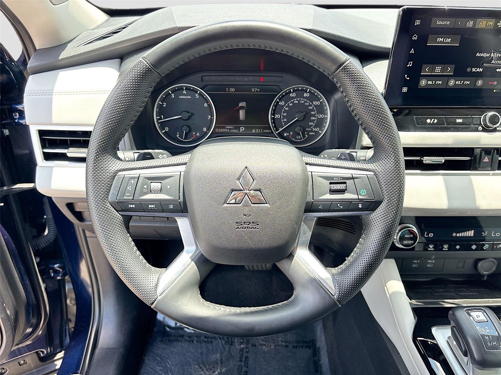 2025 Mitsubishi Outlander SE