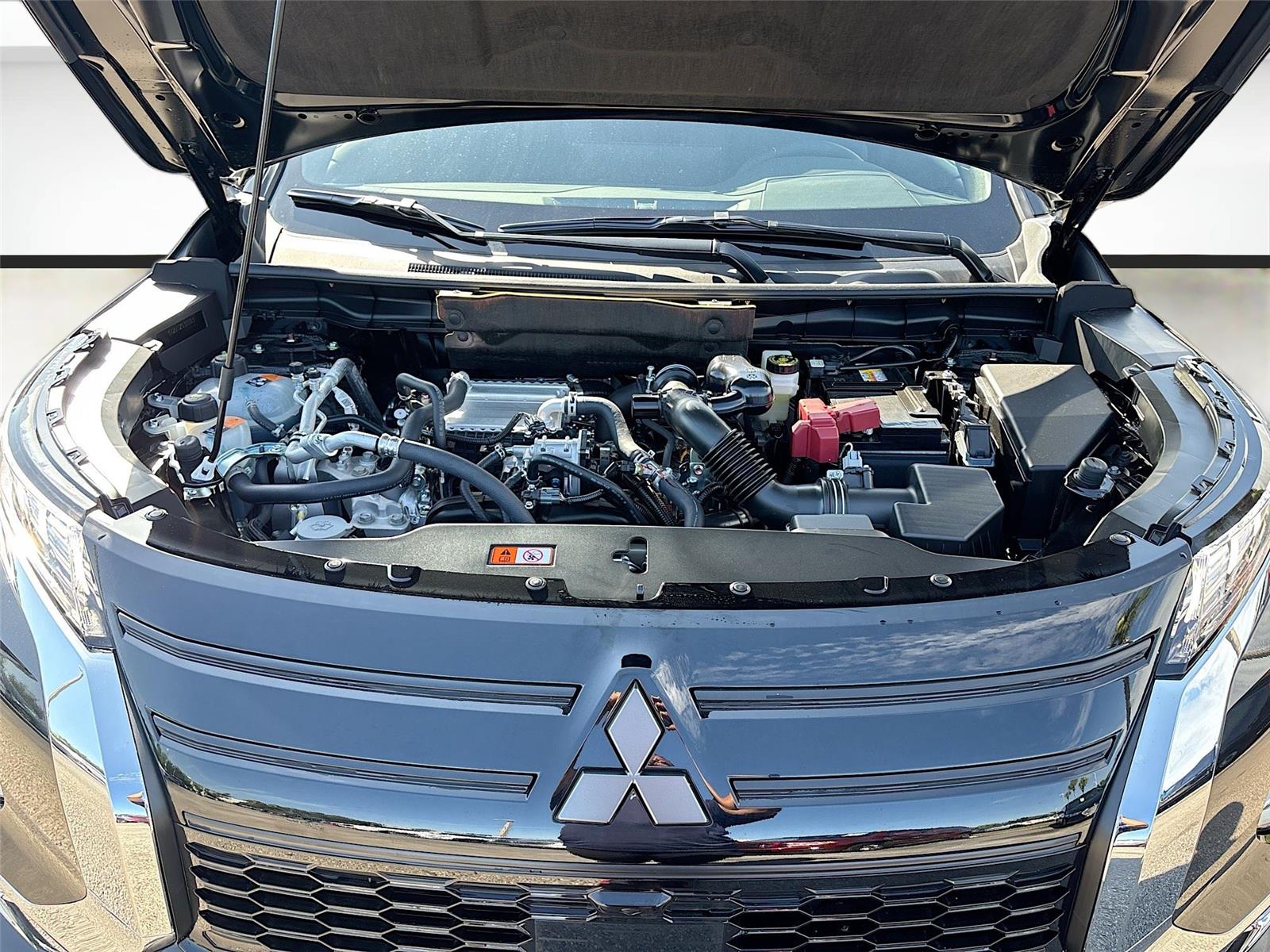 2026 Mitsubishi Outlander LE