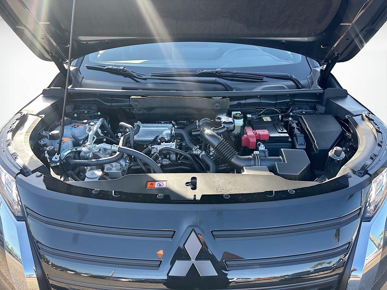 2026 MITSUBISHI Outlander LE