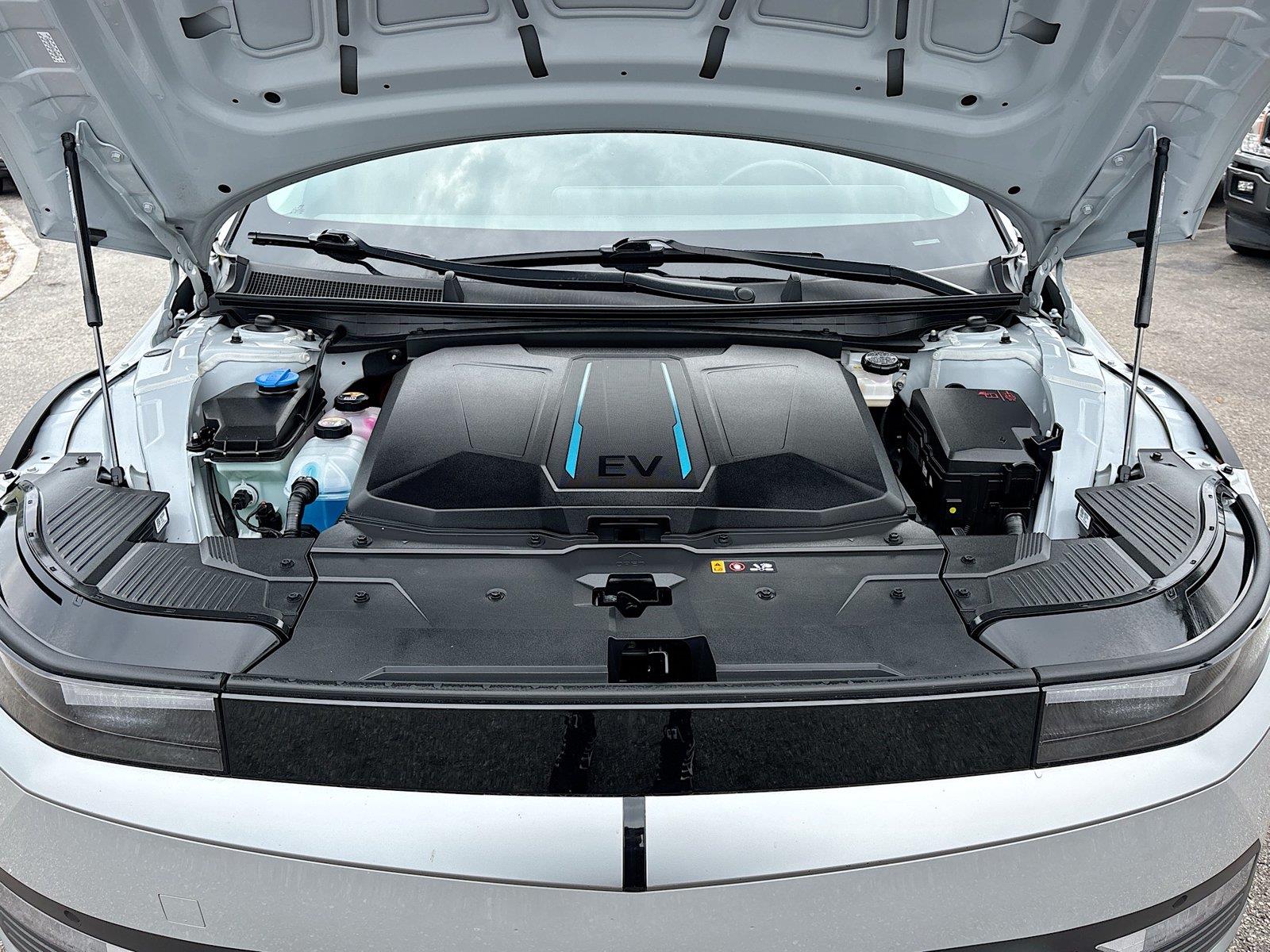 2024 Hyundai IONIQ 5 SEL