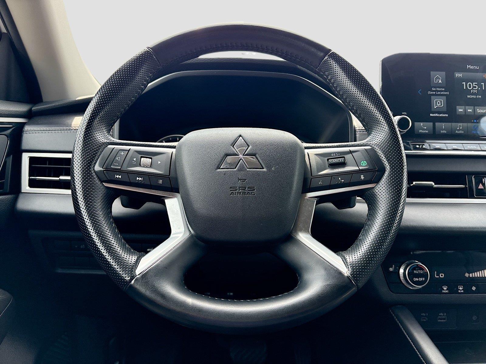 2024 Mitsubishi Outlander SE