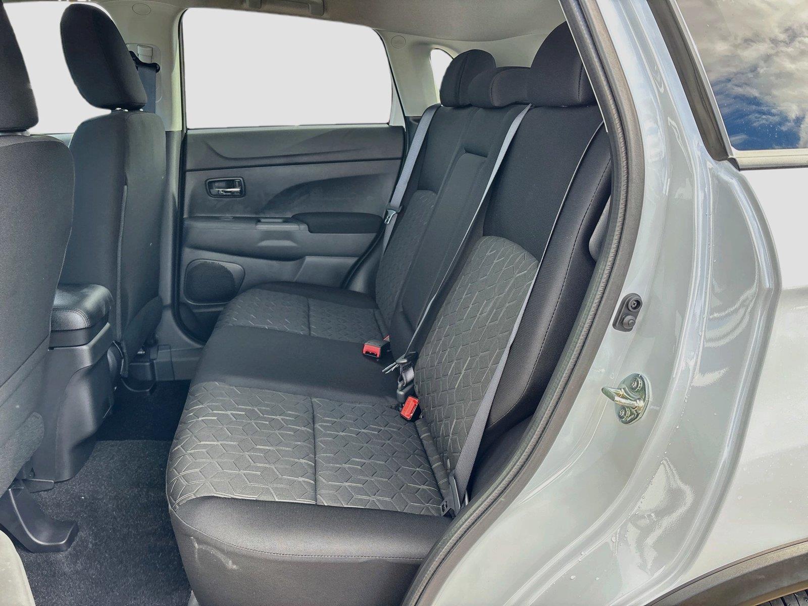 2027 Mitsubishi Outlander Sport ES