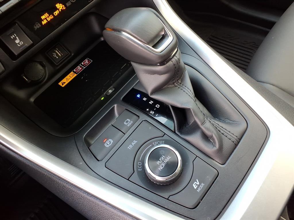 2025 Toyota RAV4 Hybrid XLE Premium